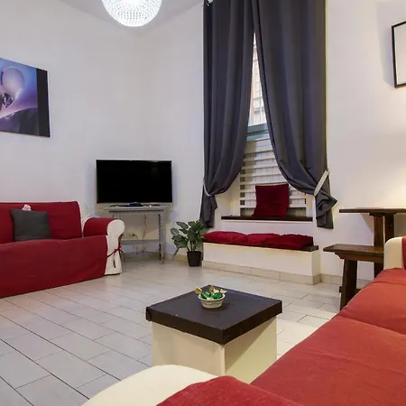 Διαμέρισμα Chroma Farinone 28