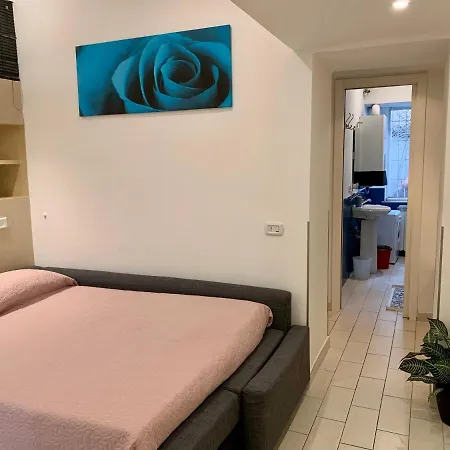 Διαμέρισμα Chroma Farinone 28